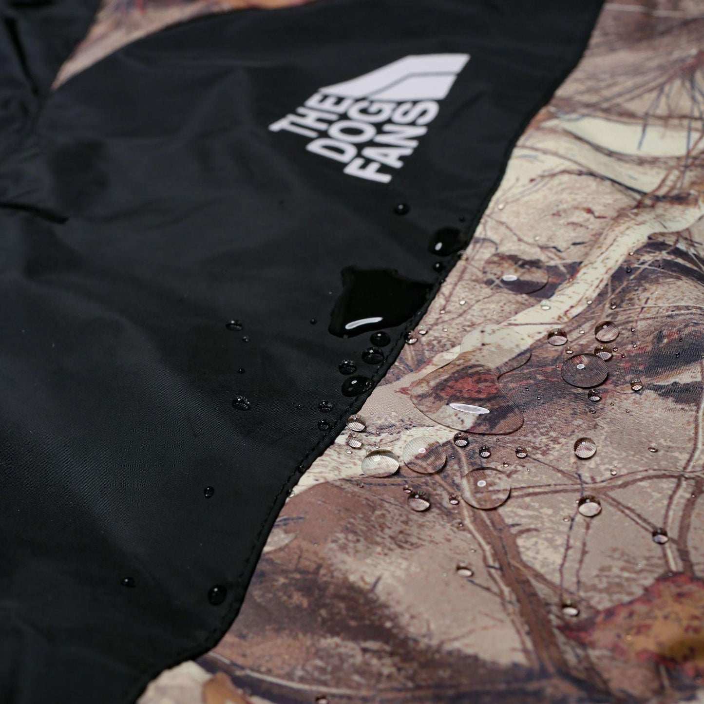 North Face - Inspired Camouflage Dog Raincoat – Waterproof & Windproof Adventure JacketDog FashionBravo Pets